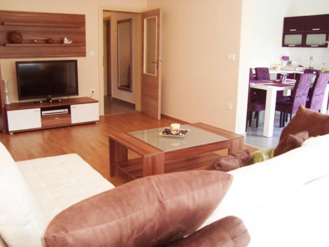 Apartment Tomas Near The Beach Pula Exterior photo